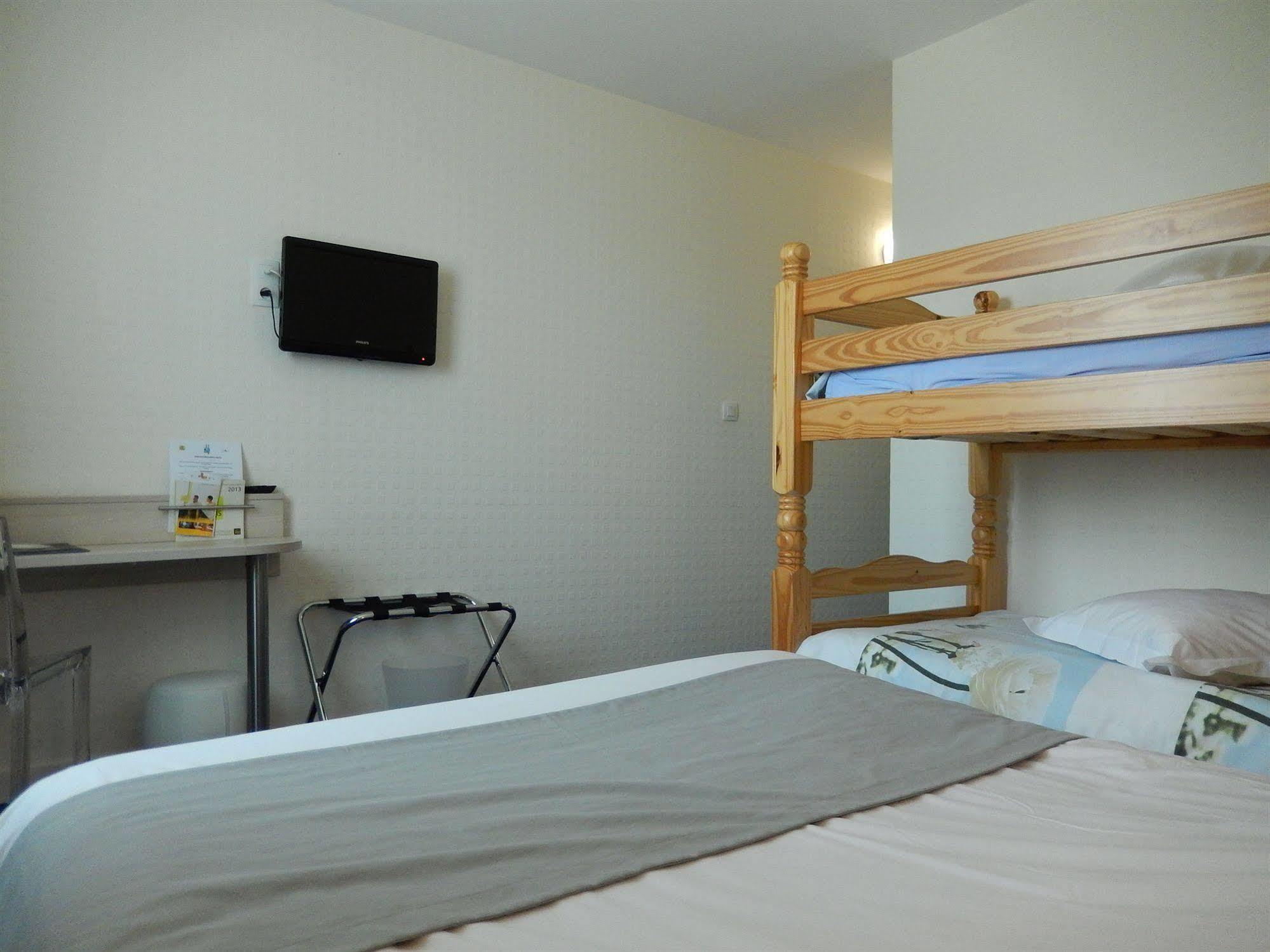 Logis Hotel Lodge La Valette Cesson-Sévigné Buitenkant foto