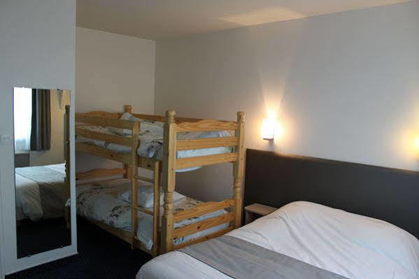 Logis Hotel Lodge La Valette Cesson-Sévigné Buitenkant foto